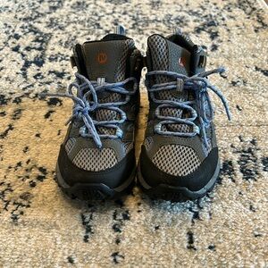 NWOT kids Merrell hiking boots